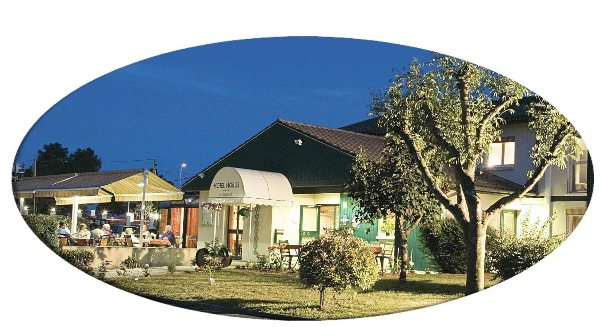 Logis Hotel Horus Restaurant Les Bruyeres Toulenne Kültér fotó